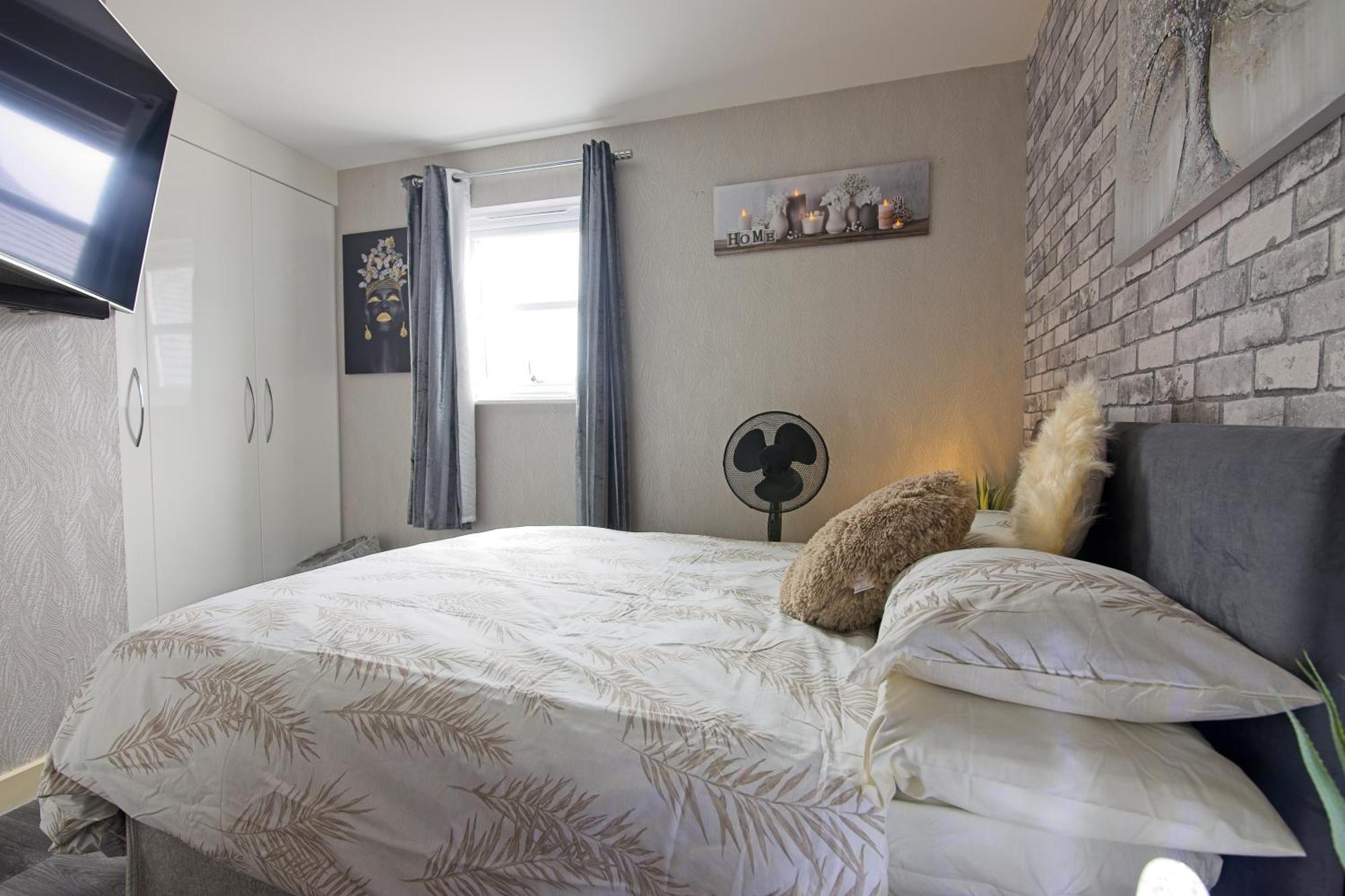 Five Star Rated Condo Manchester Bagian luar foto